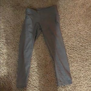 Lu Lu lemon cropped leggings